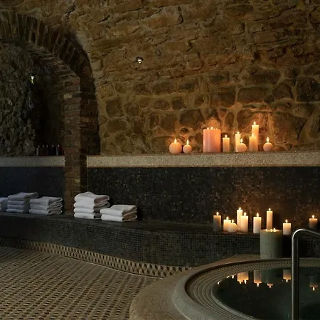 Hotel Leopolis Hotel Lwów