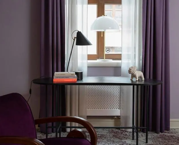 Леополис Отель