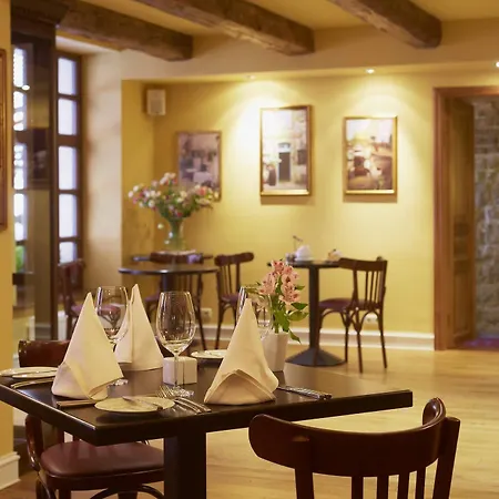 Leopolis Hotel Hotell 5*