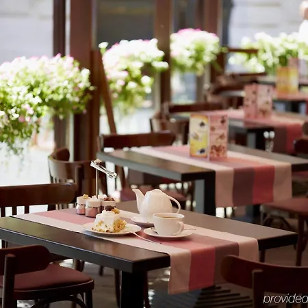 Leopolis Hotel Hotel