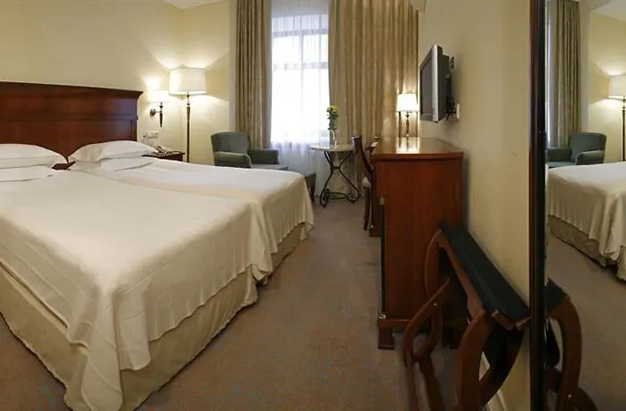 Hotel Leopolis Hotel 5*